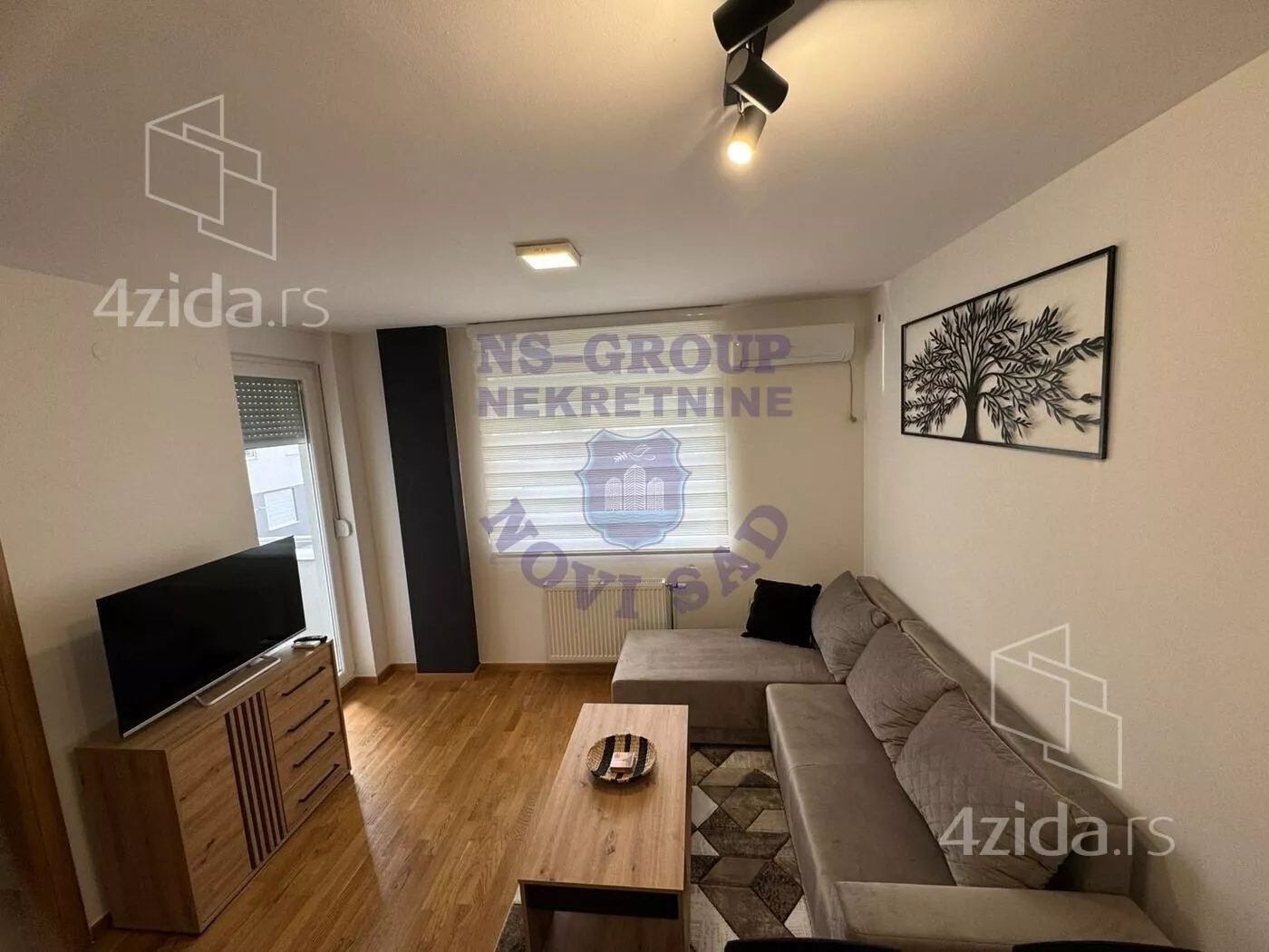 Jednoiposoban stan | 4zida