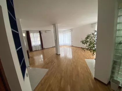 Rucovićeva | 4zida.rs