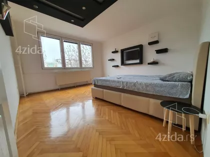 Aleja Maršala Tita | 4zida.rs