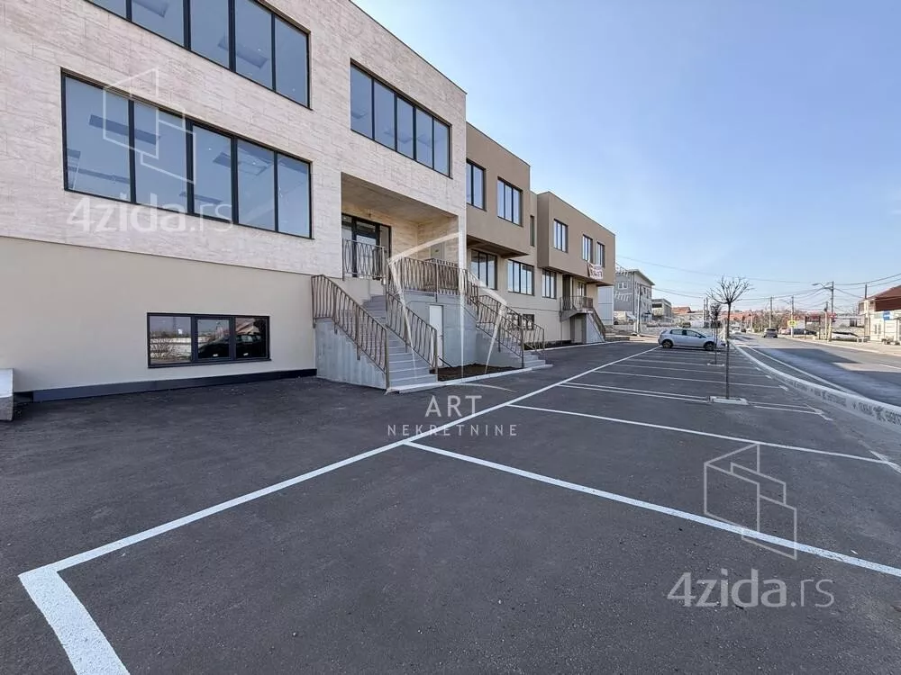 Poslovni prostor | 4zida