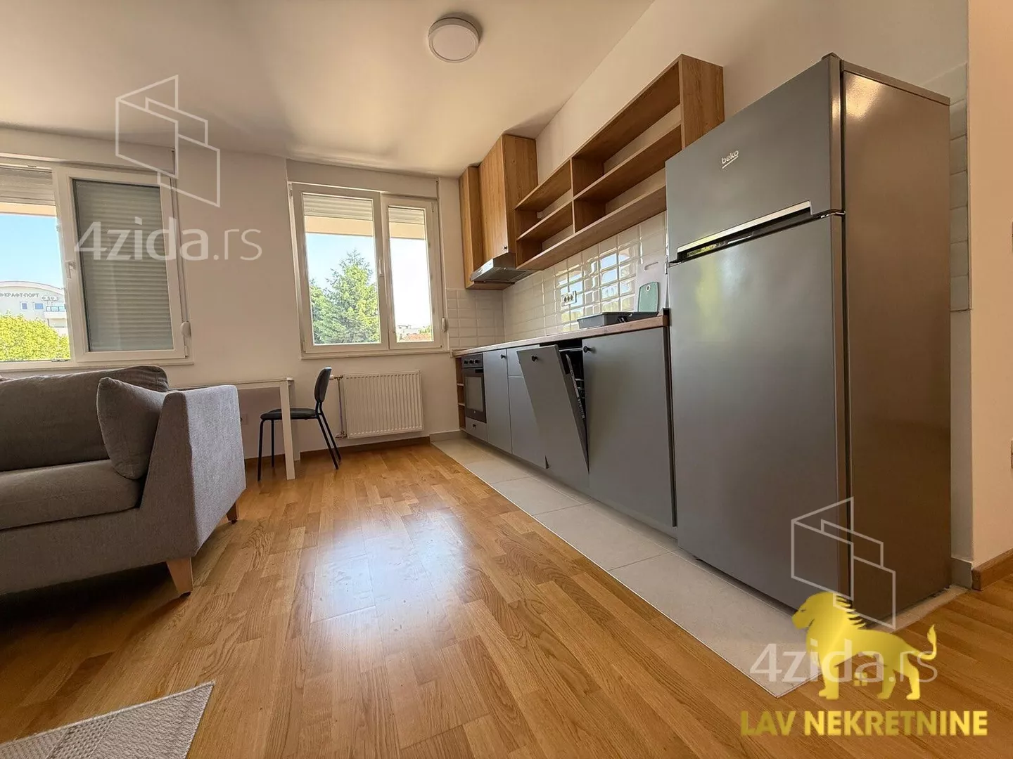 Jednoiposoban stan | 4zida