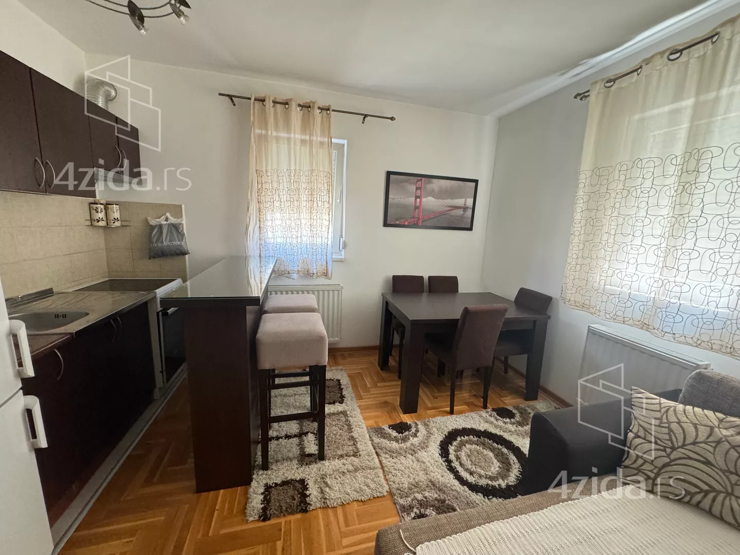 Jednoiposoban stan | 4zida