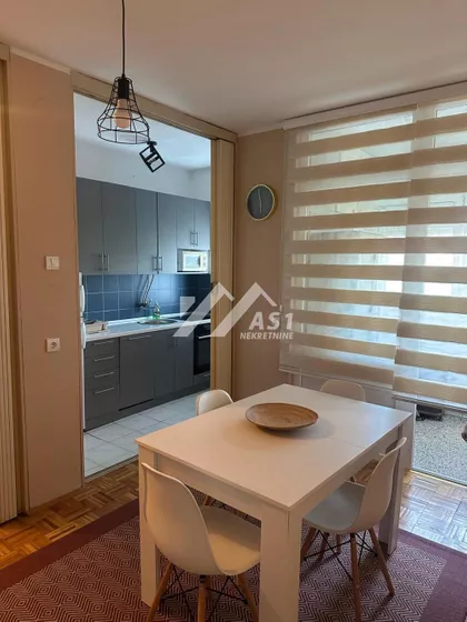 Bulevar Cara Lazara | 4zida.rs