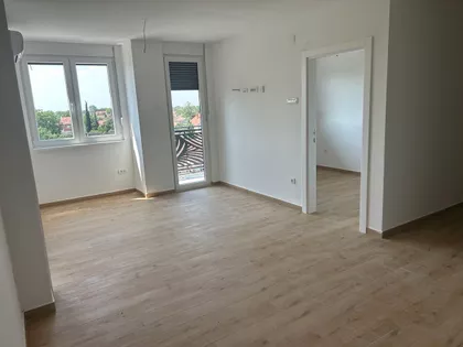 Bagljaš | 4zida.rs
