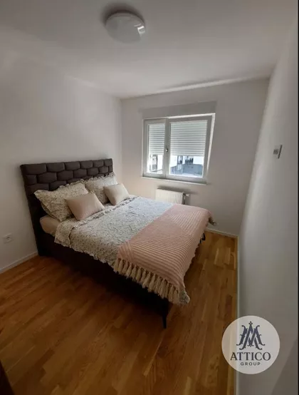 Novo Naselje | 4zida.rs