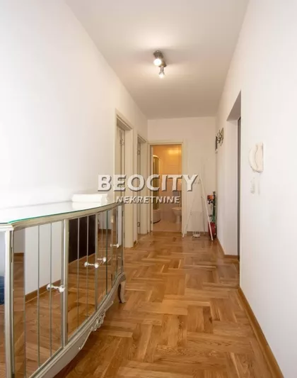 Ljiljane Krstić | 4zida.rs