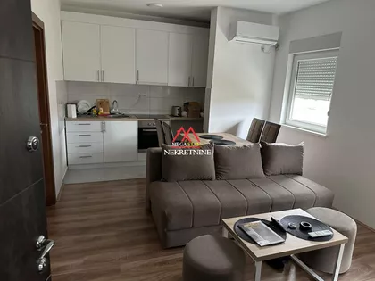 Steva Čuturila | 4zida.rs