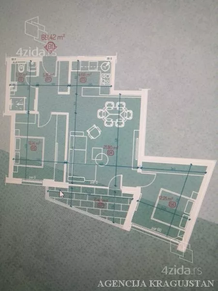 Trosoban stan | 4zida