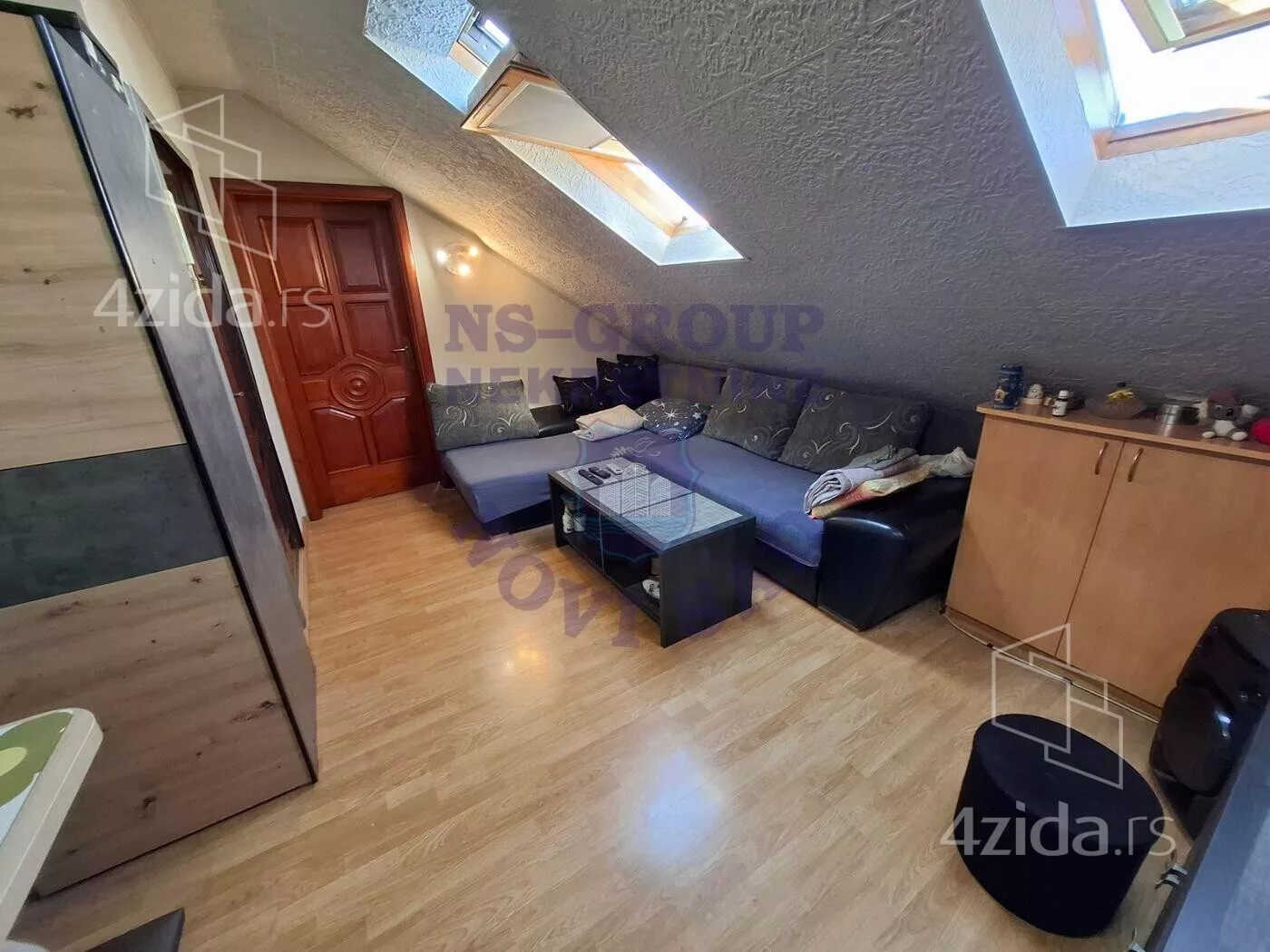 Jednoiposoban stan | 4zida