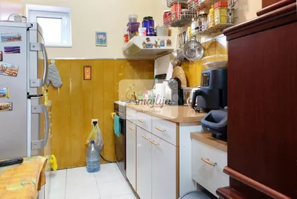 Prvomajska | 4zida.rs