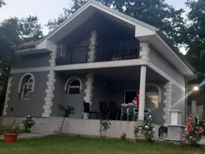 Kormaroška | 4zida.rs