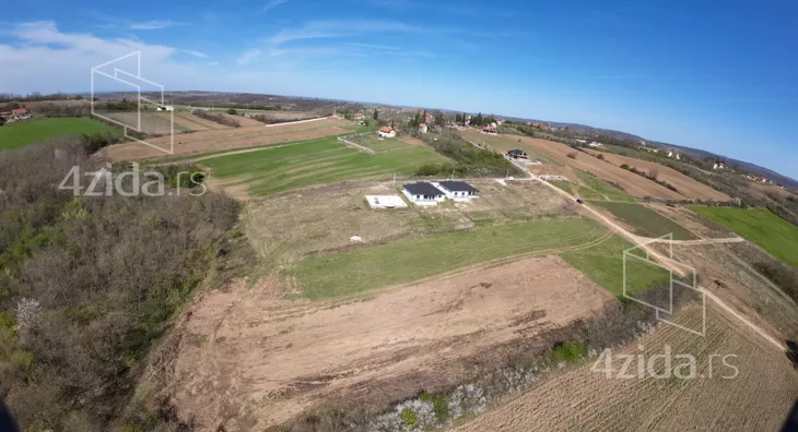 Građevinsko zemljište | 4zida