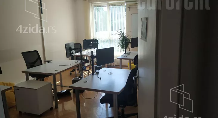 Poslovni prostor | 4zida