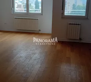 Vukov Spomenik, Zvezdara opština, Beograd, 4.0 stan | 4zida.rs