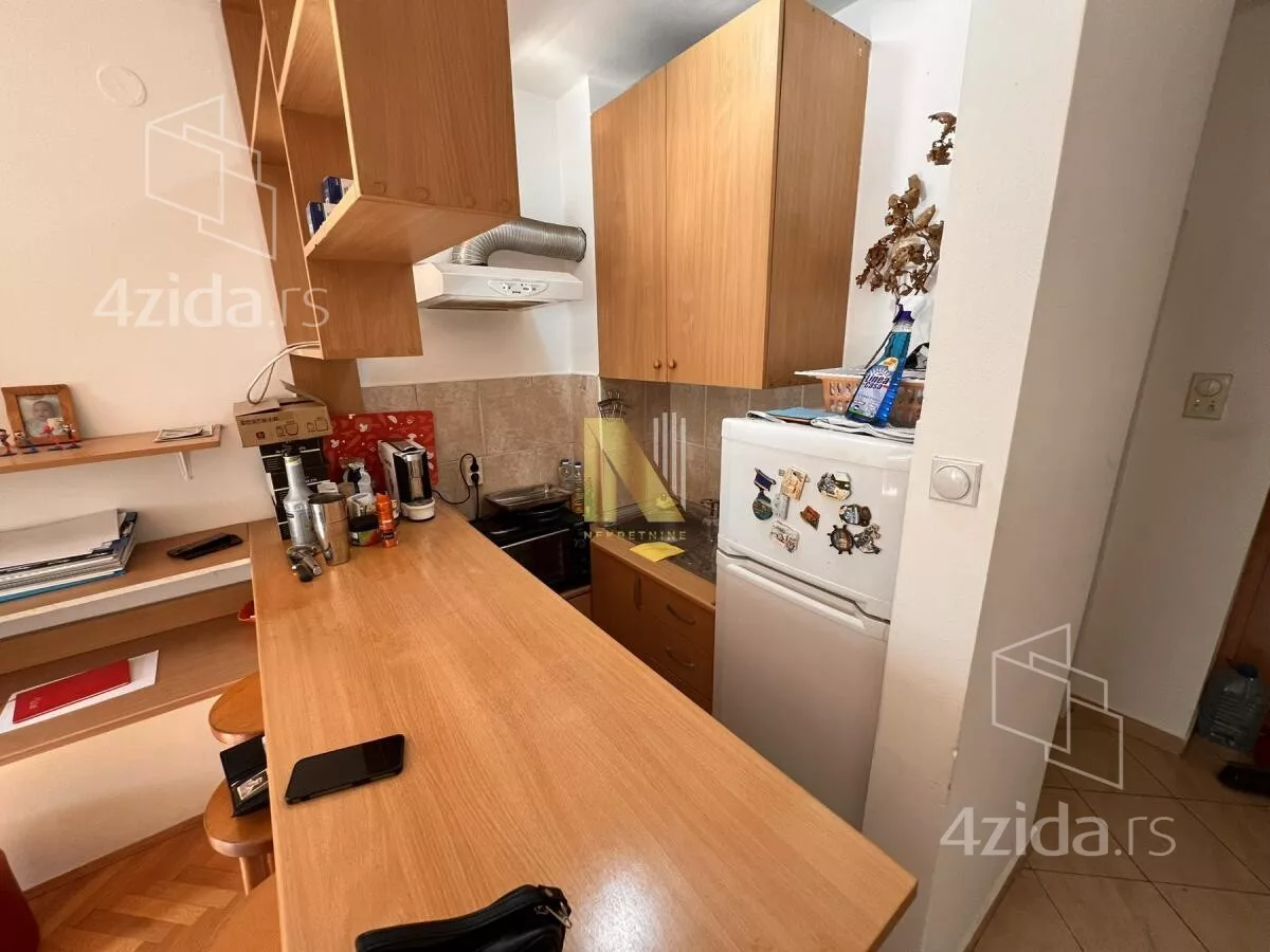 Garsonjera | 4zida