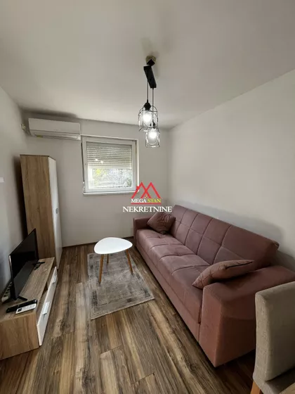 Janka Čmelika | 4zida.rs