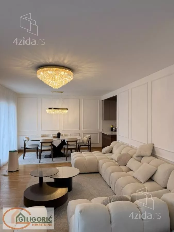 Petosoban stan | 4zida