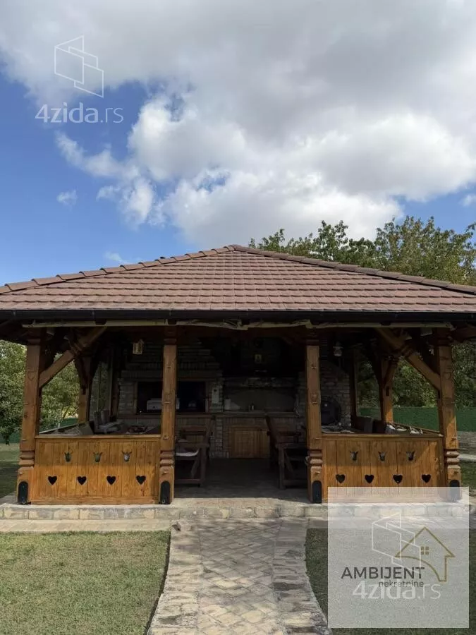 Kuća | 4zida