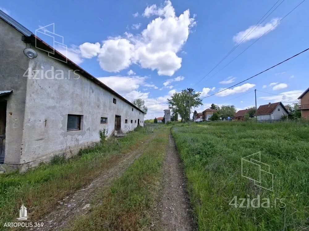 Poslovna zgrada | 4zida