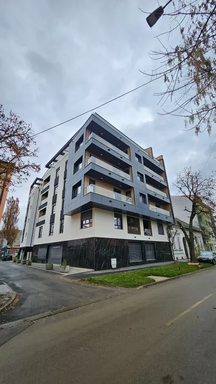 Maksima Gorkog 27 | 4zida.rs