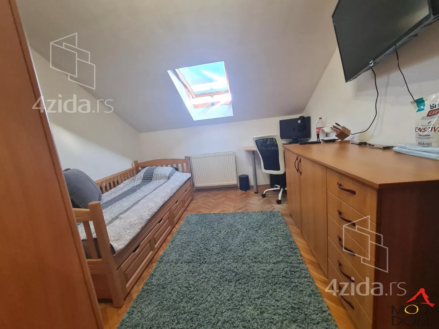 Troiposoban stan | 4zida