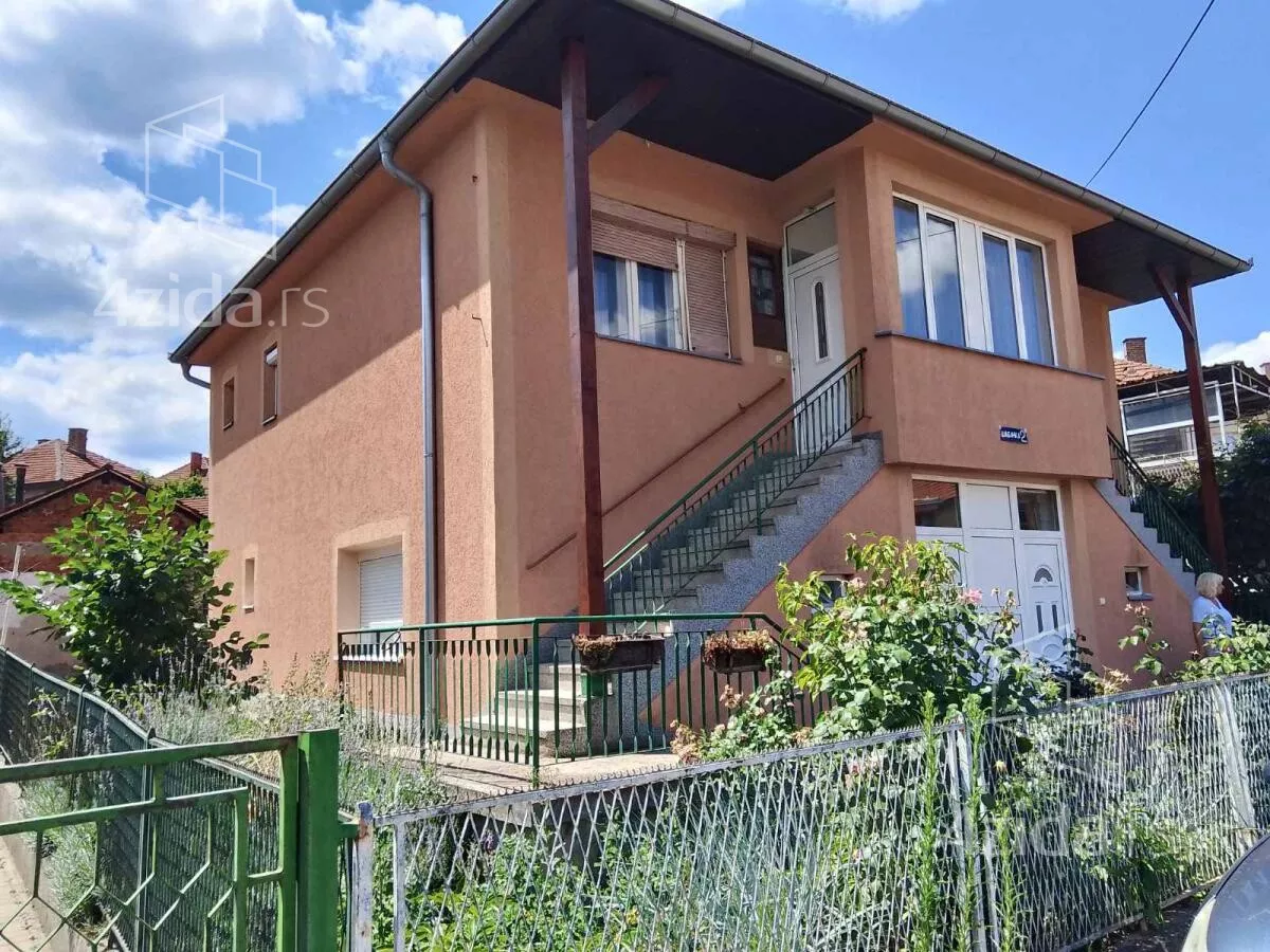 Kuća | 4zida
