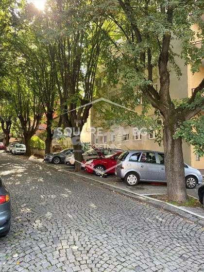 Vrnjačka | 4zida.rs