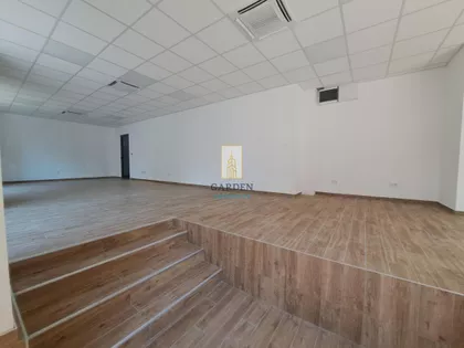 Vukov Spomenik | 4zida.rs