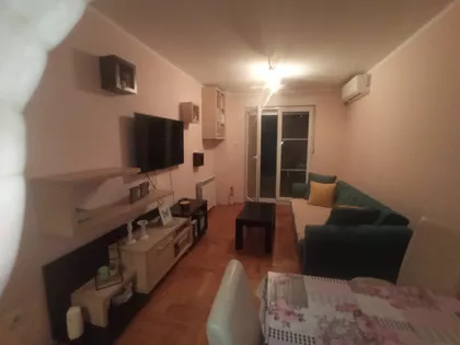 Bulevar Cara Lazara | 4zida.rs