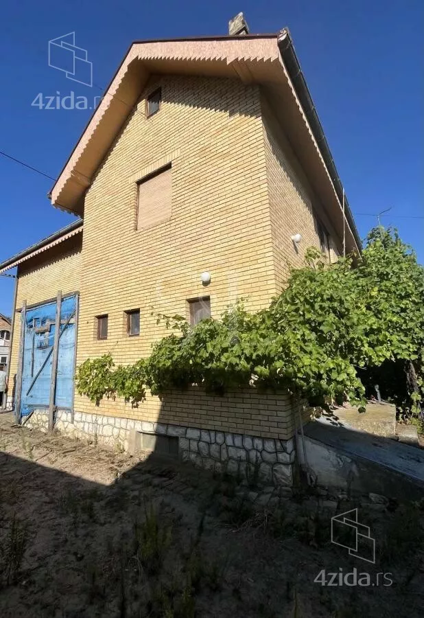 Kuća | 4zida