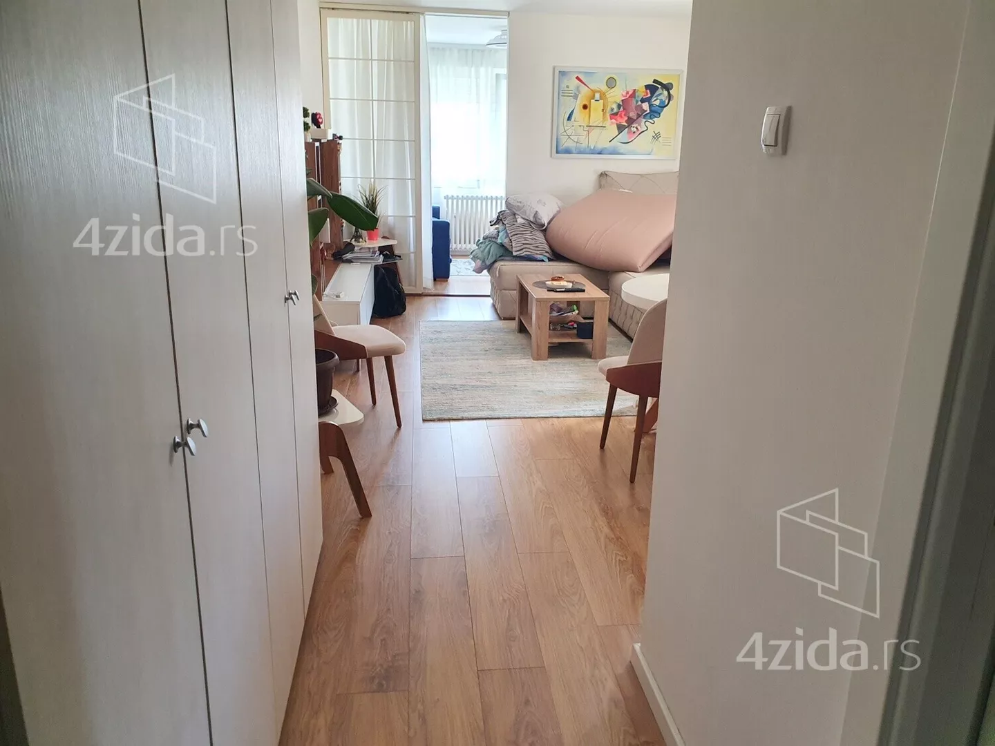 Jednoiposoban stan | 4zida