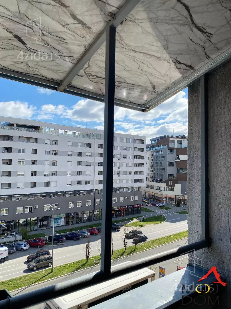 Petosoban stan | 4zida