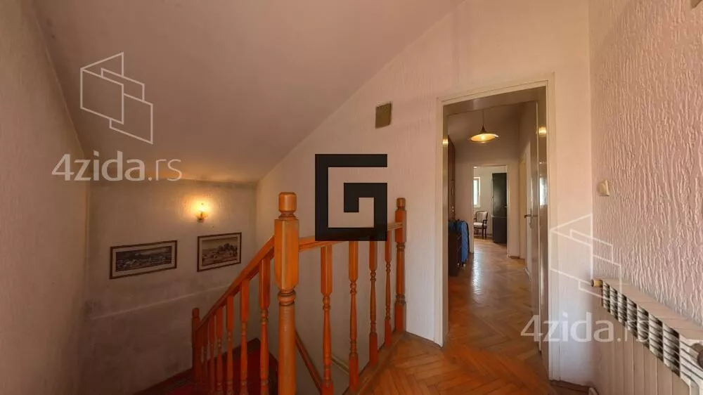 4-etažna kuća | 4zida