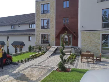Stefana Prvovenčanog 11a | 4zida.rs