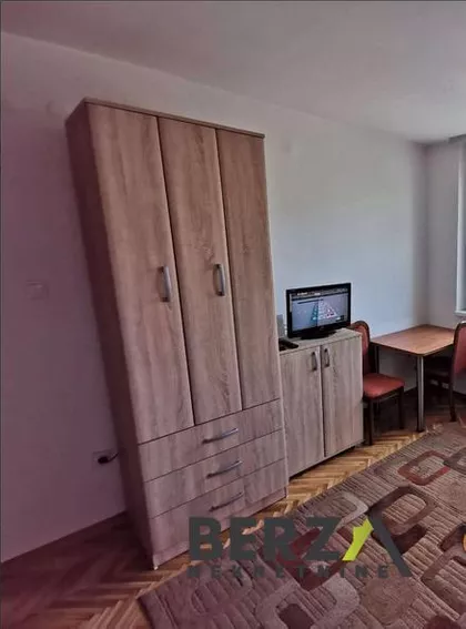Železnička stanica | 4zida.rs