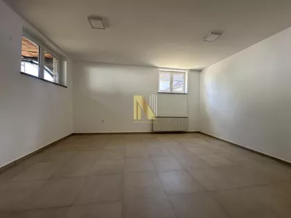 Veternička Rampa | 4zida.rs