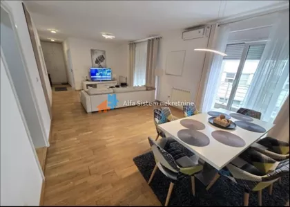 Crveni Krst Vračar | 4zida.rs