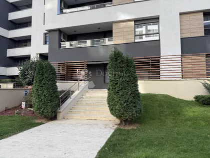 Tadije Sondermajera | 4zida.rs