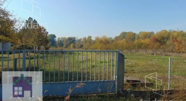 Plac | 4zida