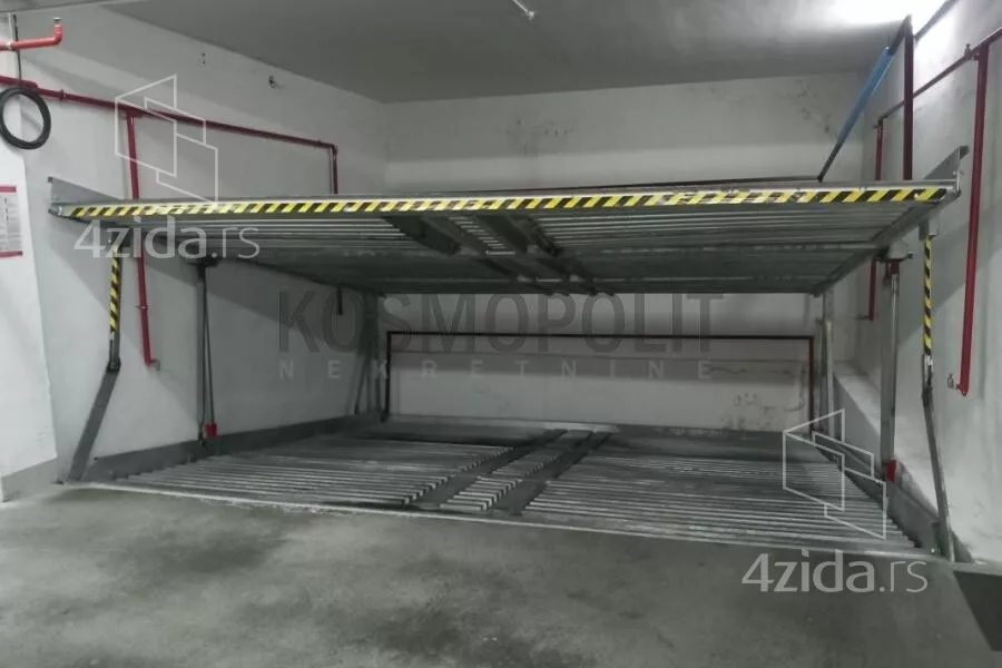 Garaža | 4zida