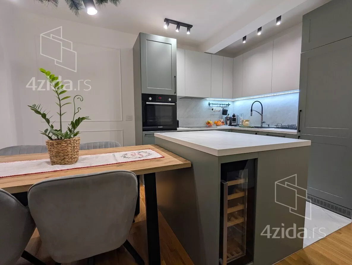 Dvoiposoban stan | 4zida