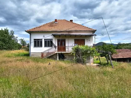 Miločaj | 4zida.rs