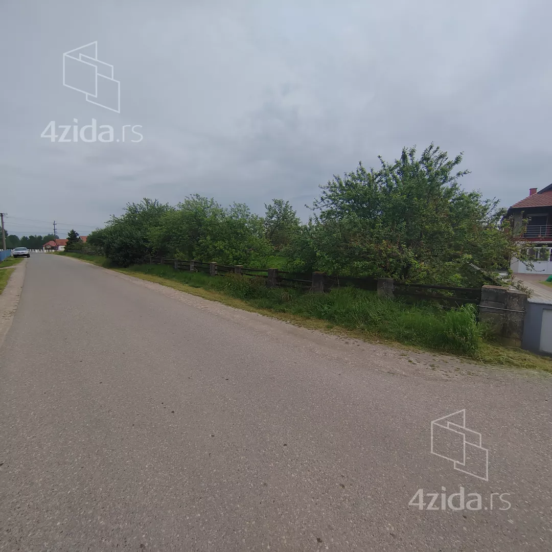 Građevinsko zemljište | 4zida