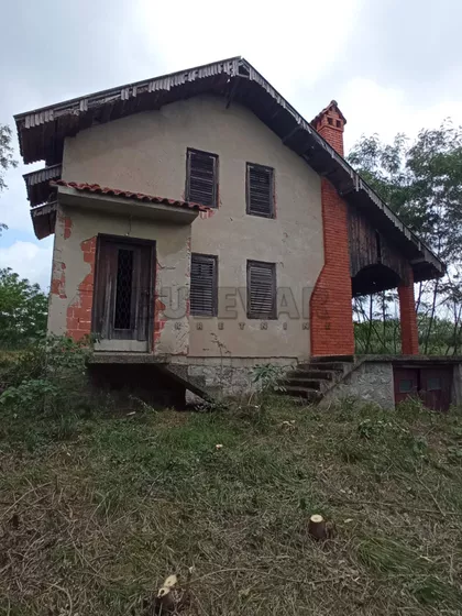 Malo Krčmare | 4zida.rs