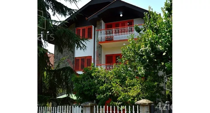 3-etažna kuća | 4zida