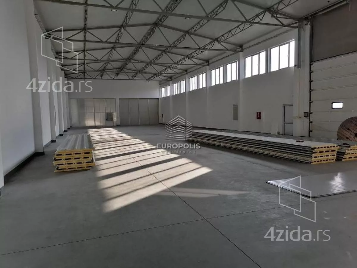 Poslovni prostor | 4zida