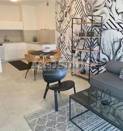 Tadije Sondermajera | 4zida.rs