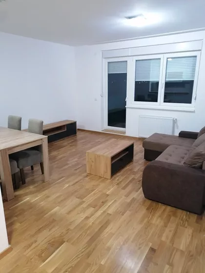 Dr Đure Jovanovića Kindera 7 | 4zida.rs