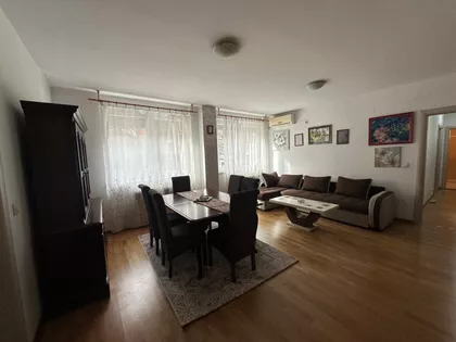 Laze Nančića | 4zida.rs