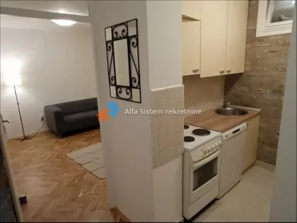 Botanička Bašta | 4zida.rs